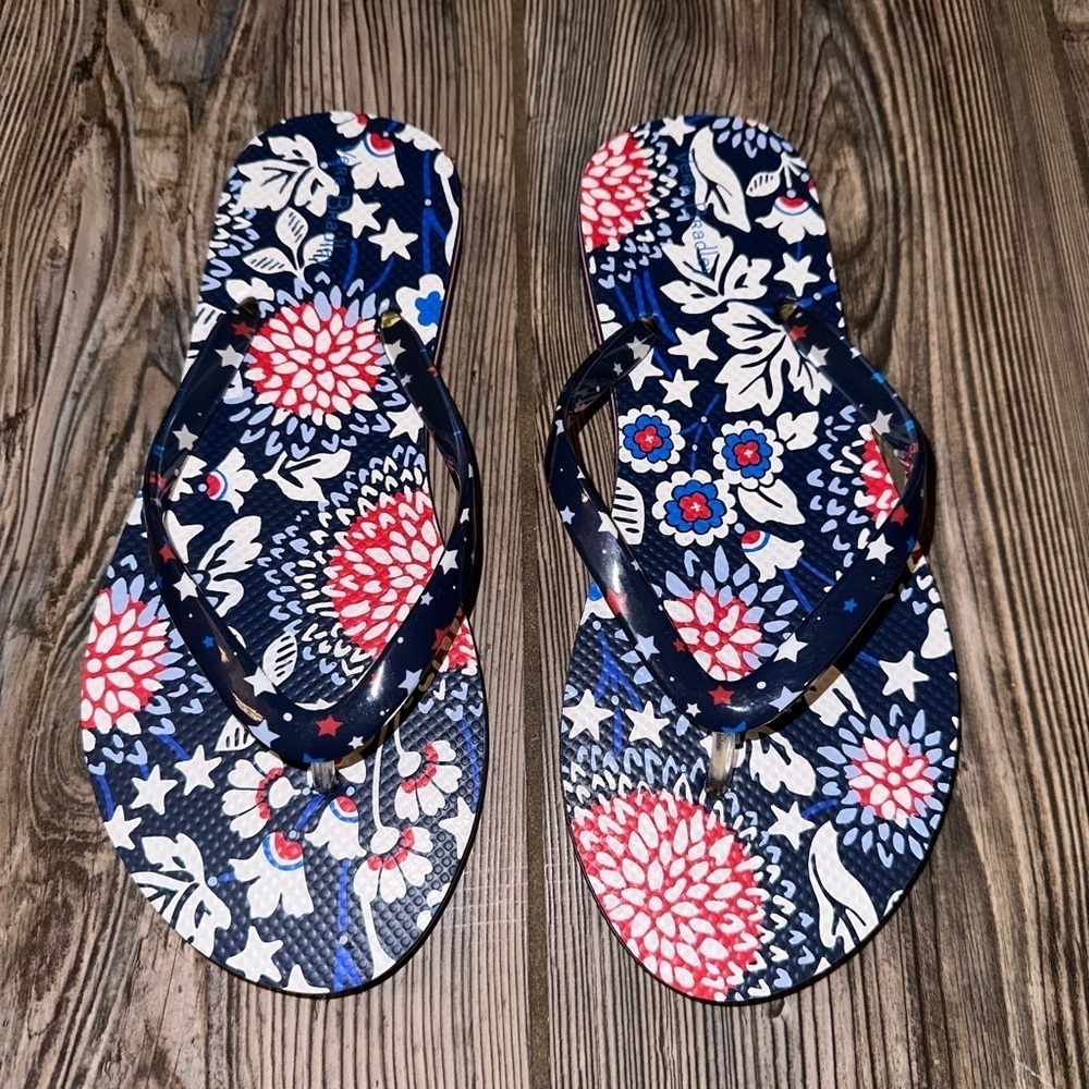 NEW Vera Bradley Flip Flips